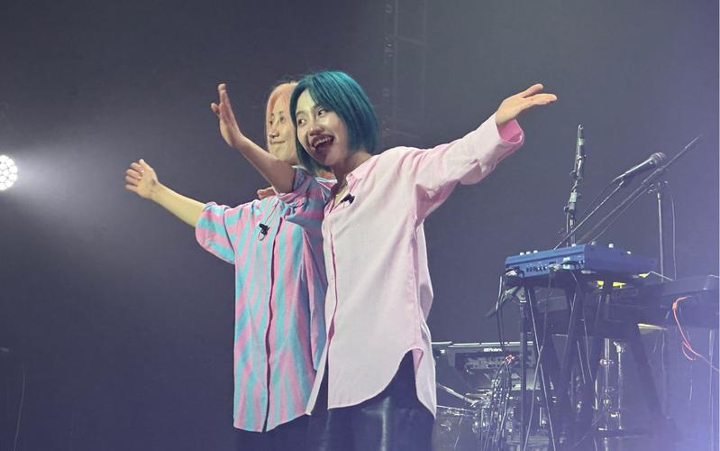 Doulang Supports Zeng Yis New Film